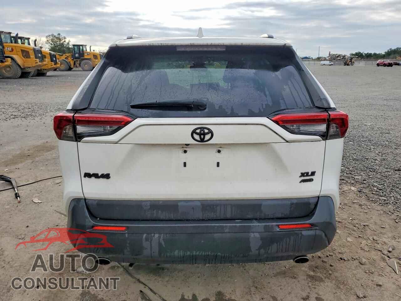 TOYOTA RAV4 2019 - JTMP1RFV5KD038466