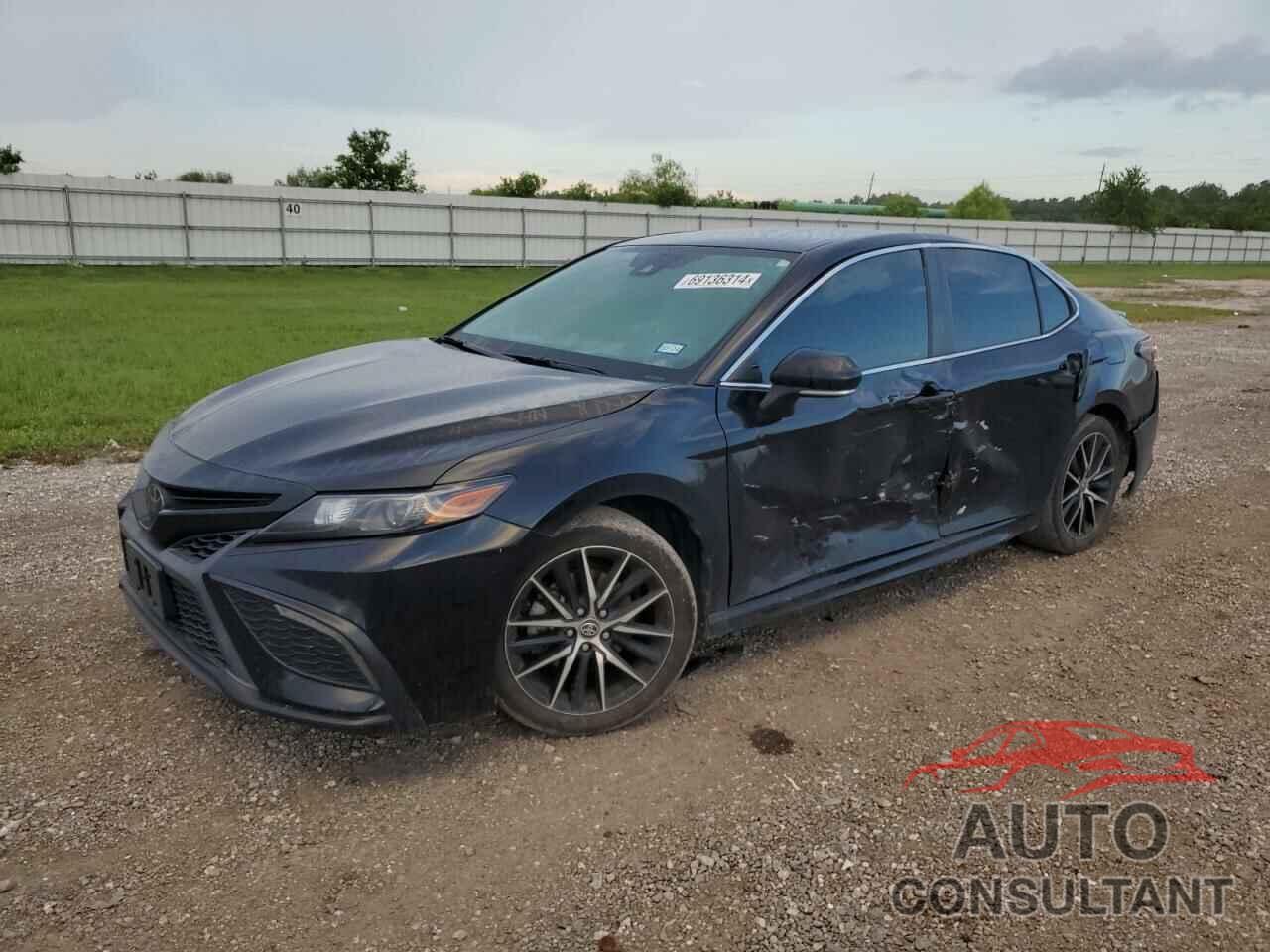 TOYOTA CAMRY 2022 - 4T1T11AK8NU671864