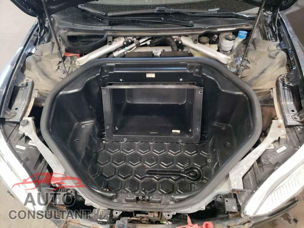 TESLA MODEL S 2014 - 5YJSA1H14EFP53113