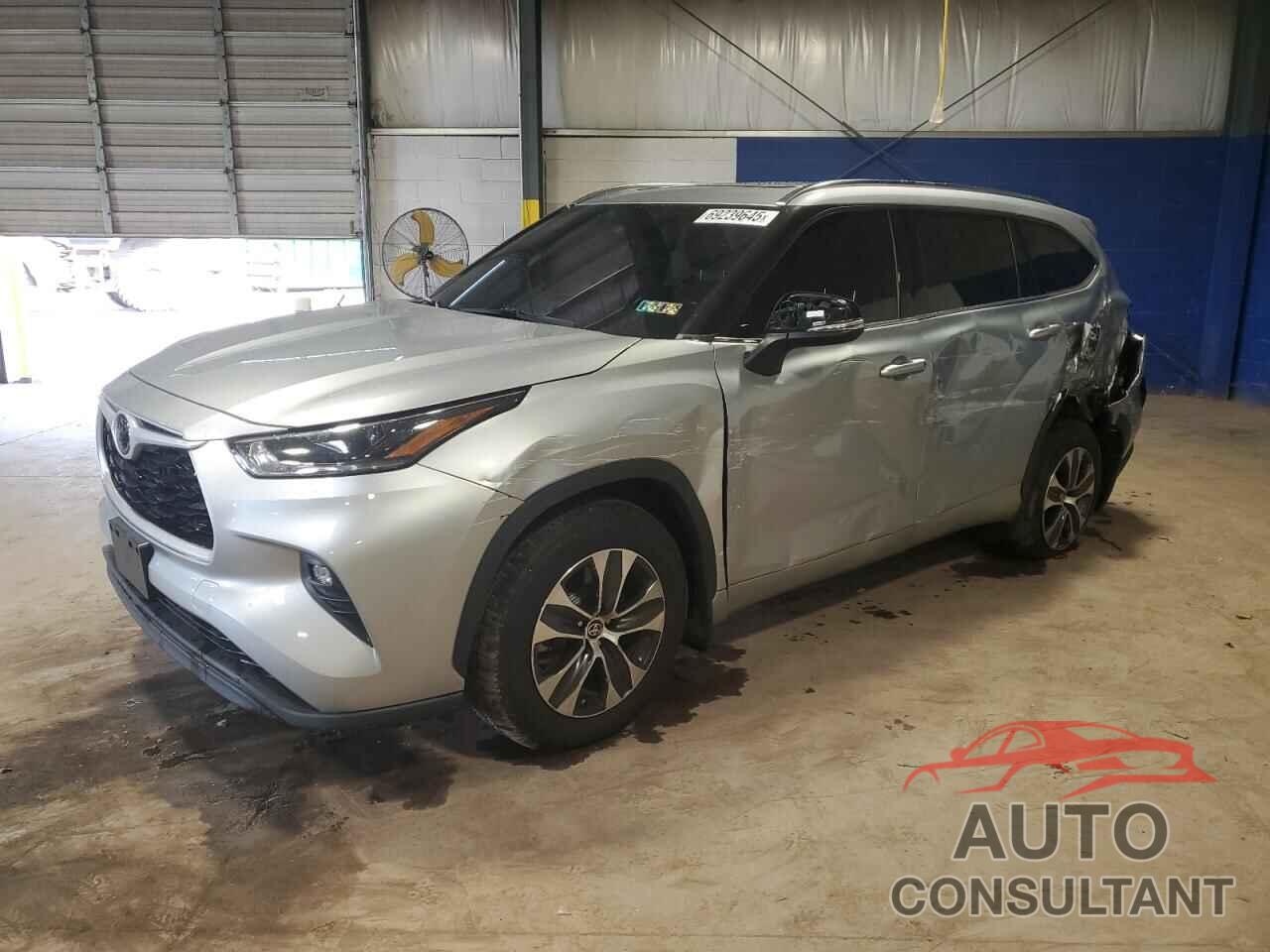 TOYOTA HIGHLANDER 2021 - 5TDGZRBH3MS100849