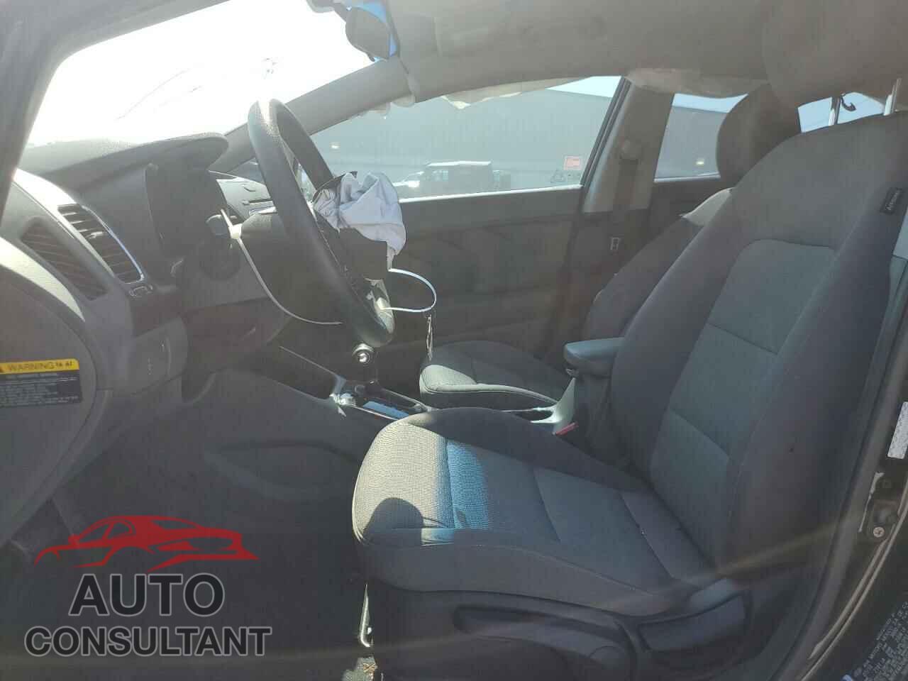 KIA FORTE 2017 - 3KPFK4A76HE030422
