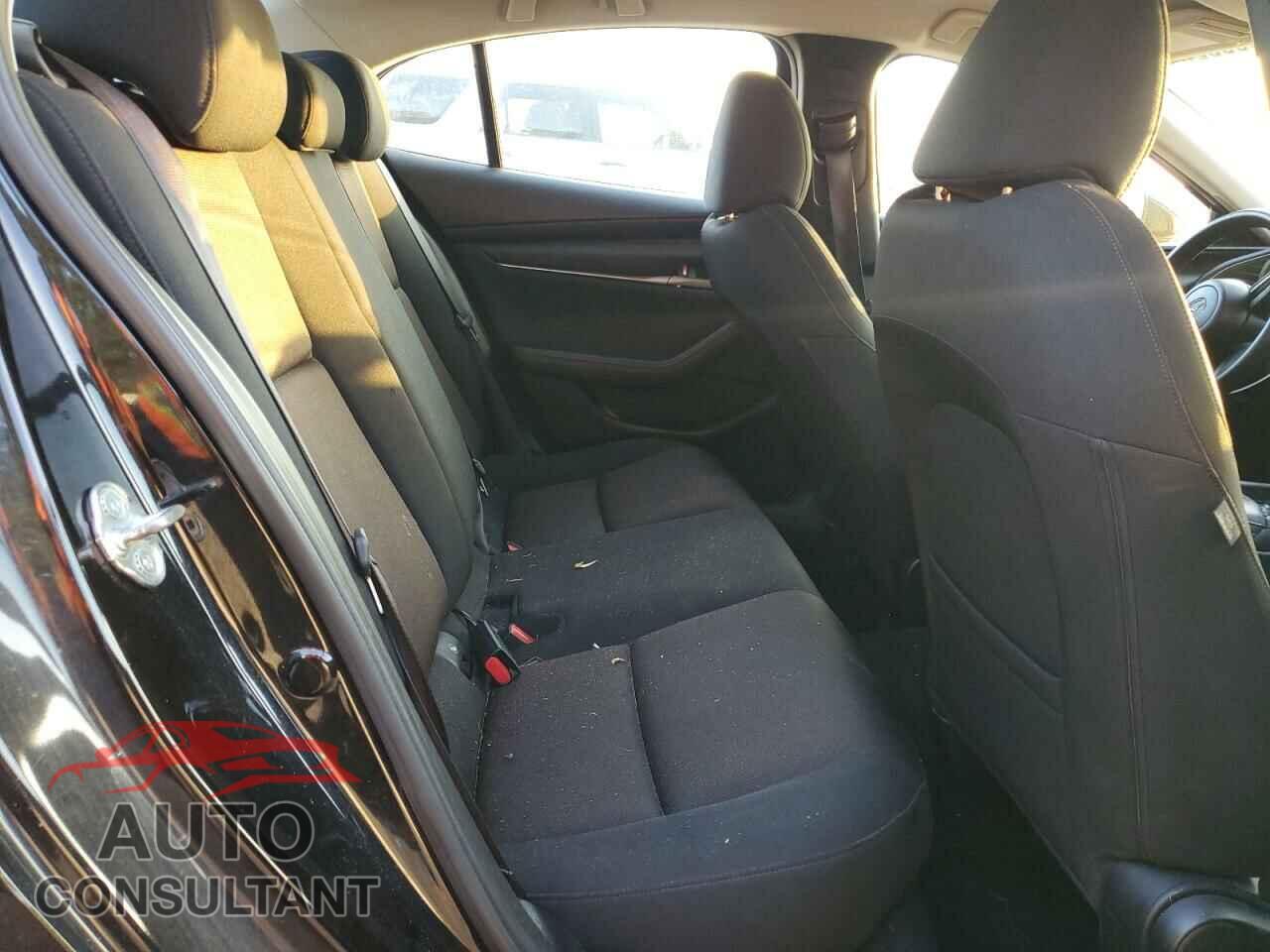 MAZDA 3 2019 - JM1BPABL5K1108435