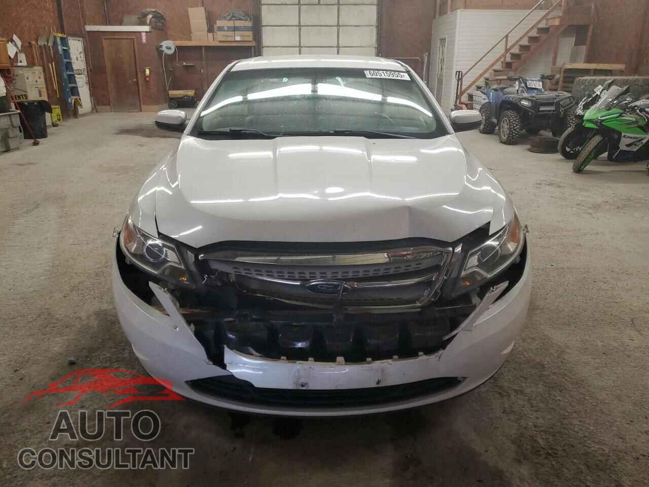 FORD TAURUS 2011 - 1FAHP2EW8BG175491