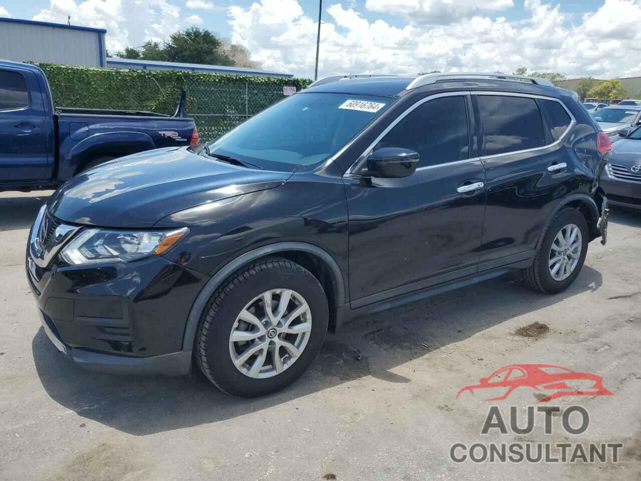 NISSAN ROGUE 2017 - KNMAT2MT9HP619467