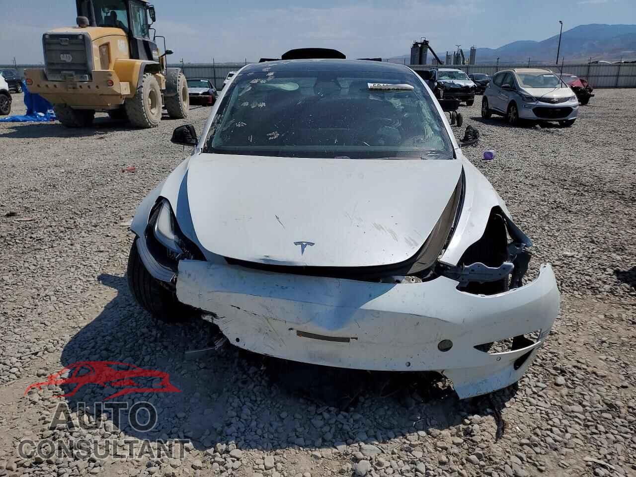 TESLA MODEL 3 2021 - 5YJ3E1EB3MF936815
