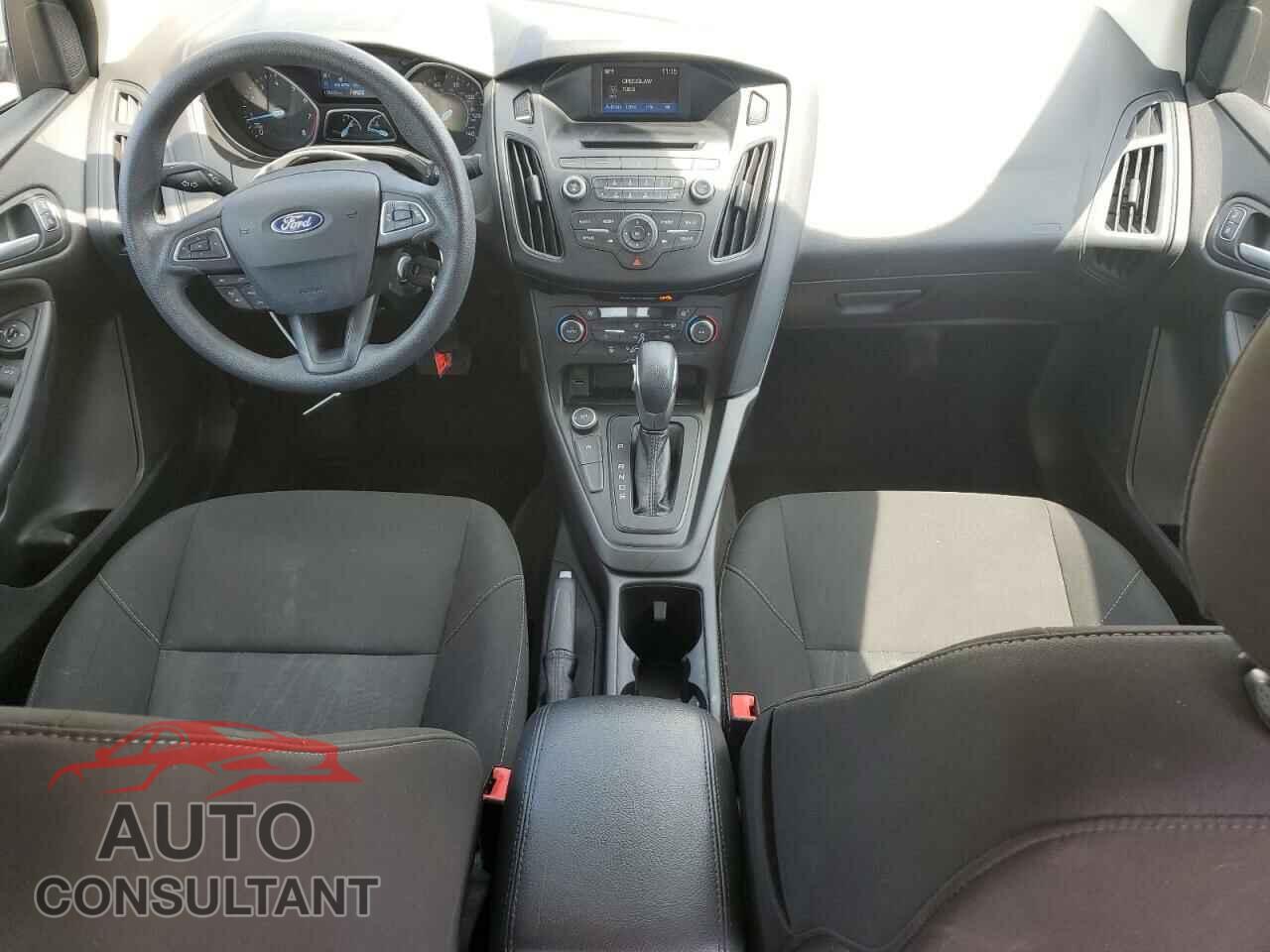 FORD FOCUS 2017 - 1FADP3FE7HL290271