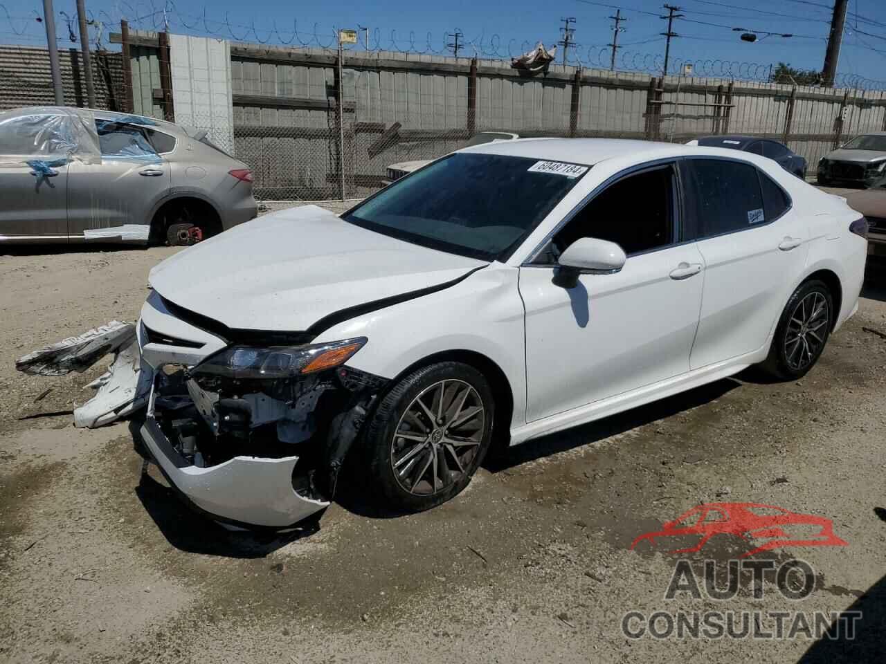 TOYOTA CAMRY 2022 - 4T1T11AK6NU657428