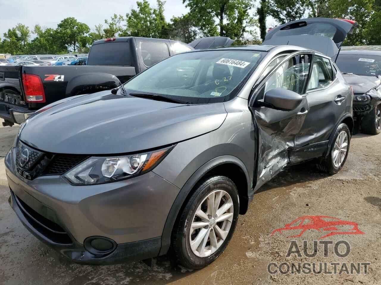 NISSAN ROGUE 2018 - JN1BJ1CP4JW162459