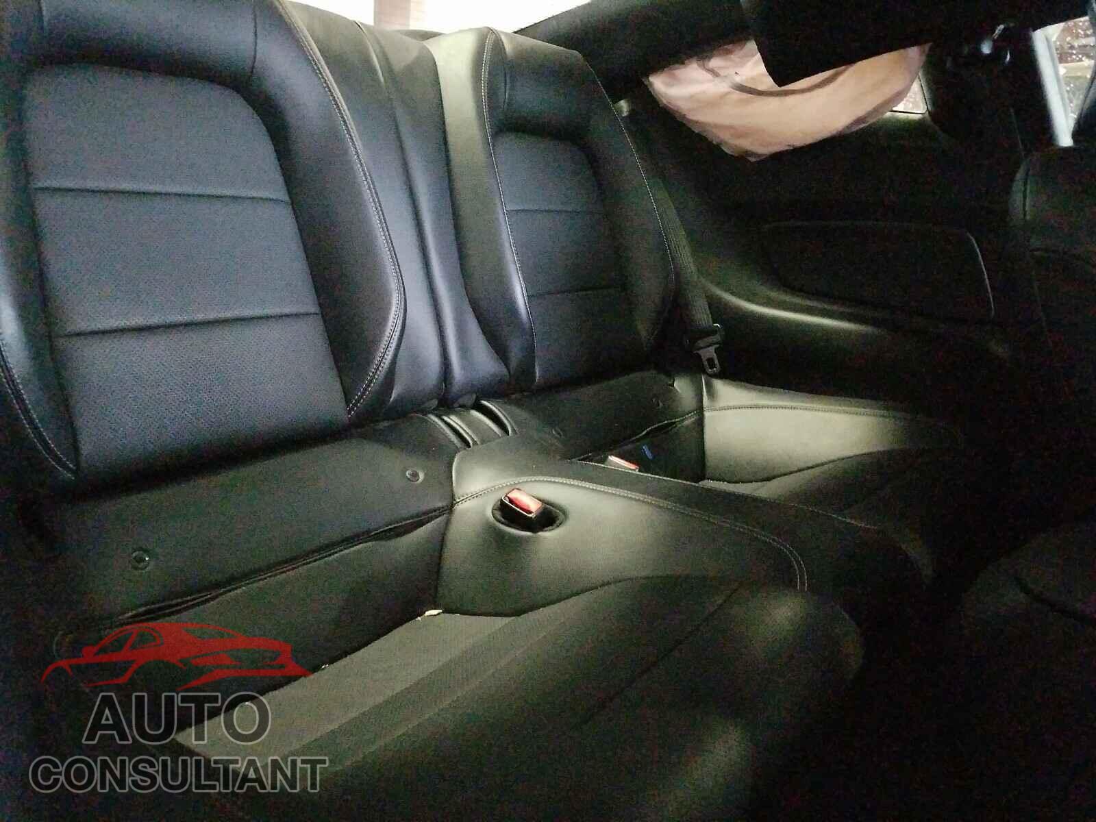 FORD MUSTANG 2017 - 1FA6P8CF6H5343923