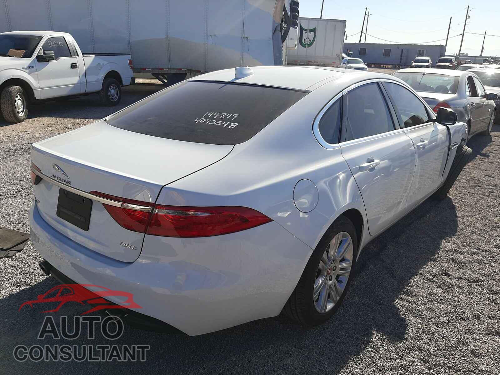 JAGUAR XF 2016 - SAJBD4BVXGCY08976
