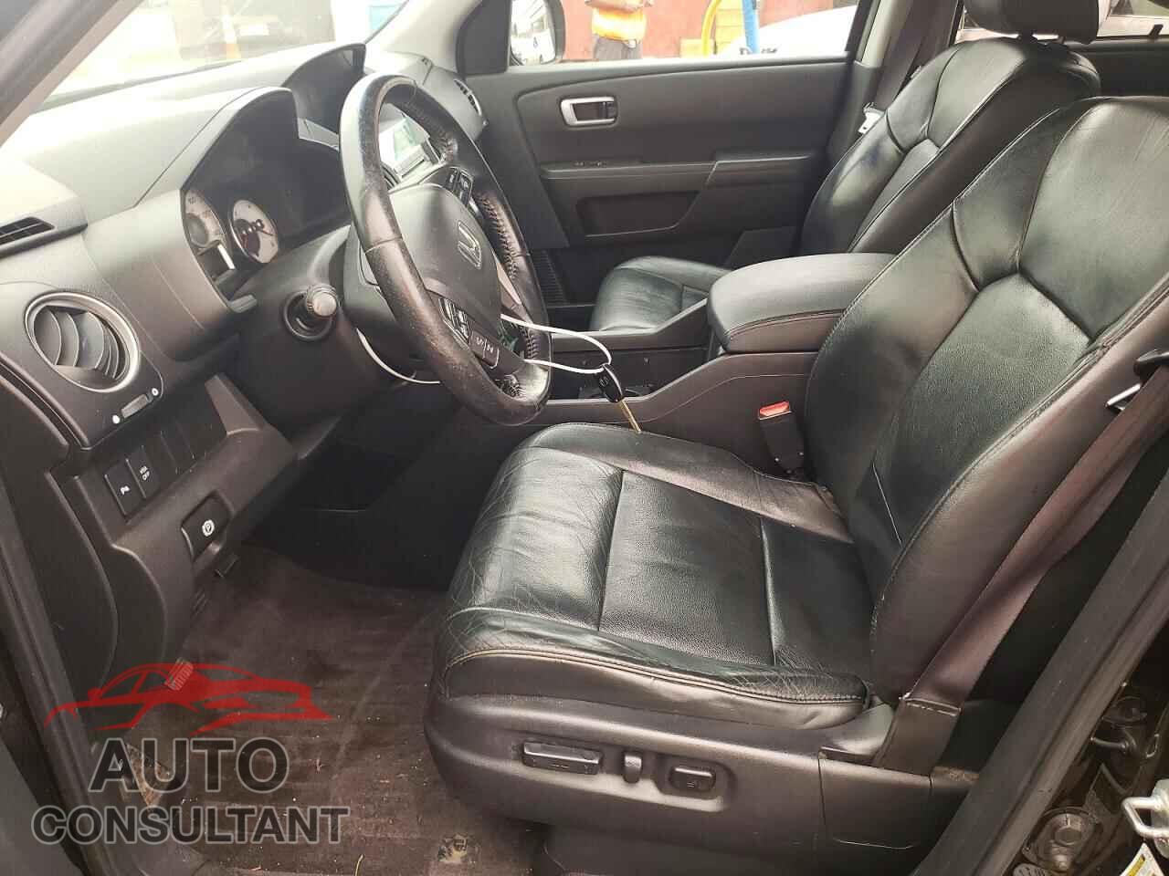 HONDA PILOT 2011 - 5FNYF4H91BB022086