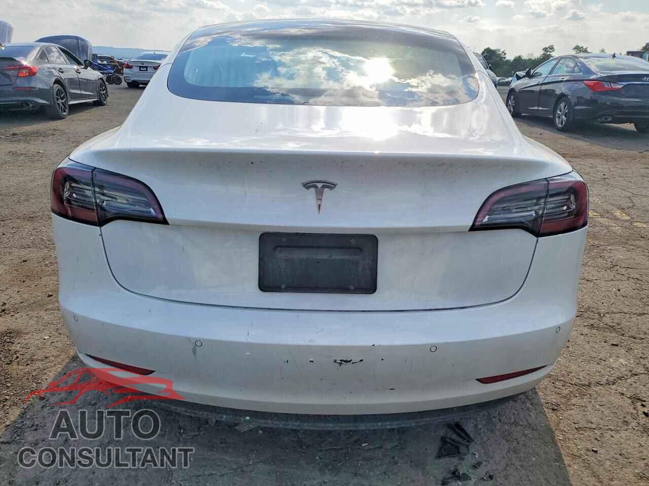 TESLA MODEL 3 2020 - 5YJ3E1EA9LF740710