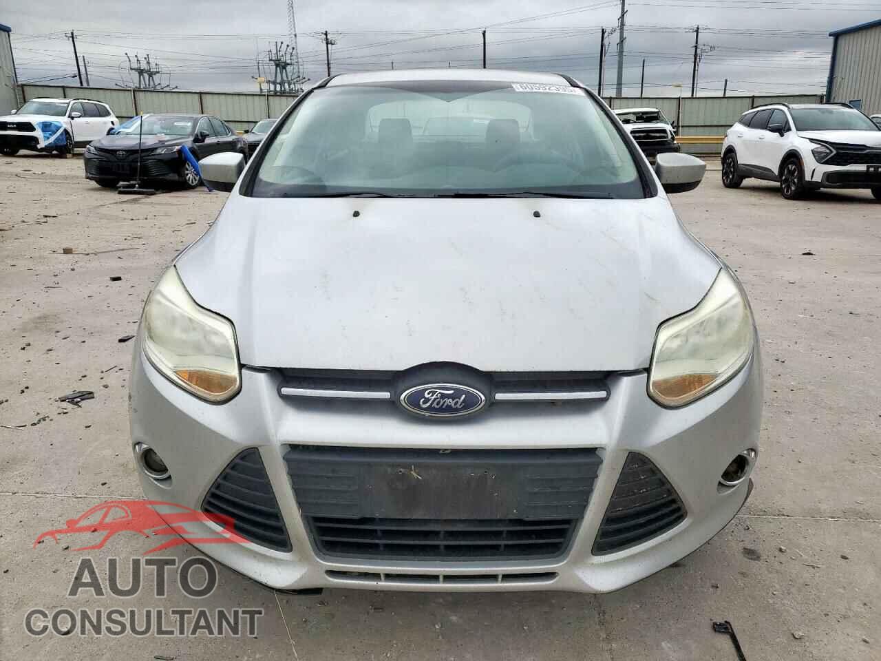 FORD FOCUS 2012 - 1FAHP3F23CL381926