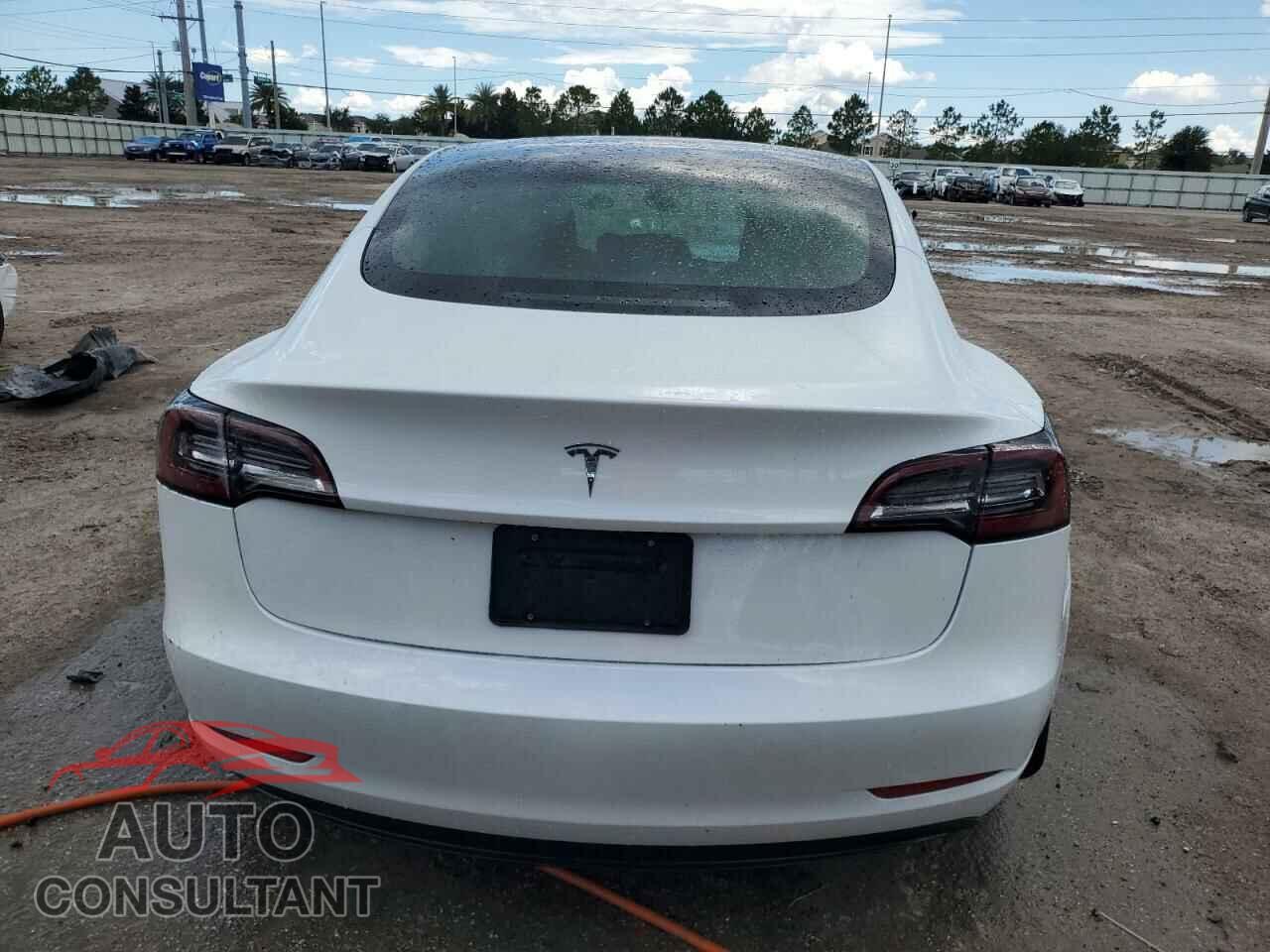TESLA MODEL 3 2023 - 5YJ3E1EA7PF385512