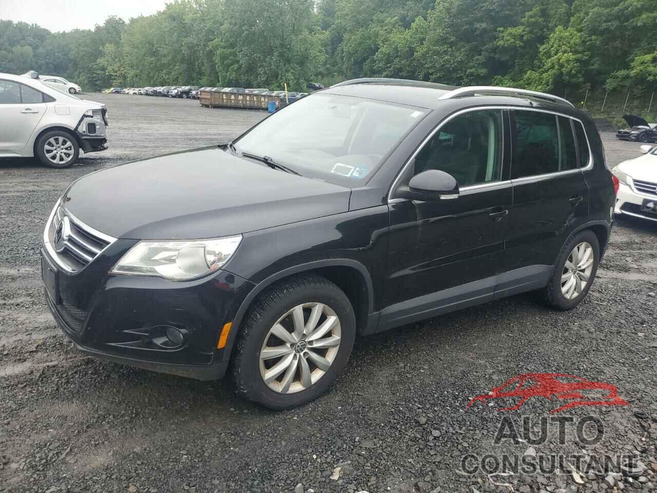 VOLKSWAGEN TIGUAN 2011 - WVGBV7AX3BW527699