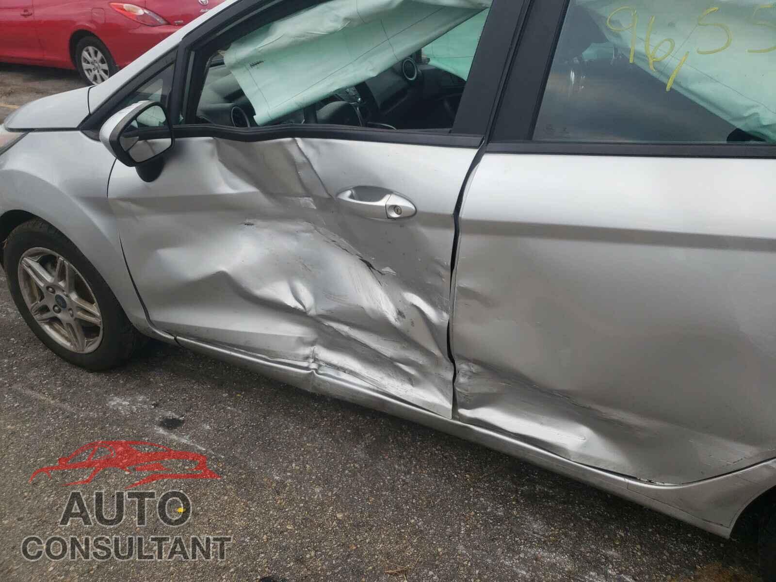 FORD FIESTA 2017 - 3FADP4EJ3HM129497
