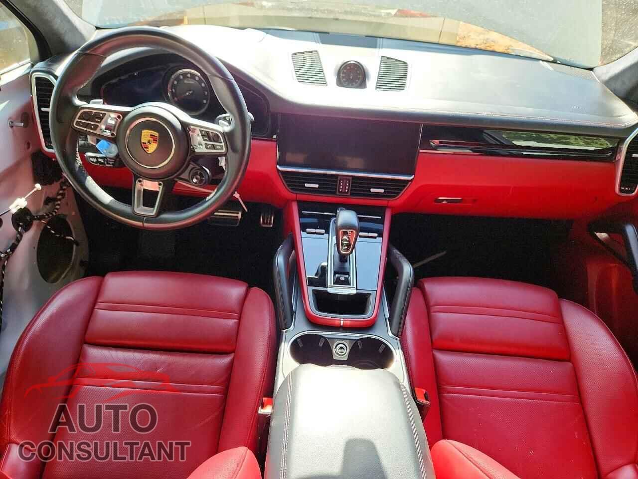 PORSCHE CAYENNE 2021 - WP1AF2AYXMDA36567