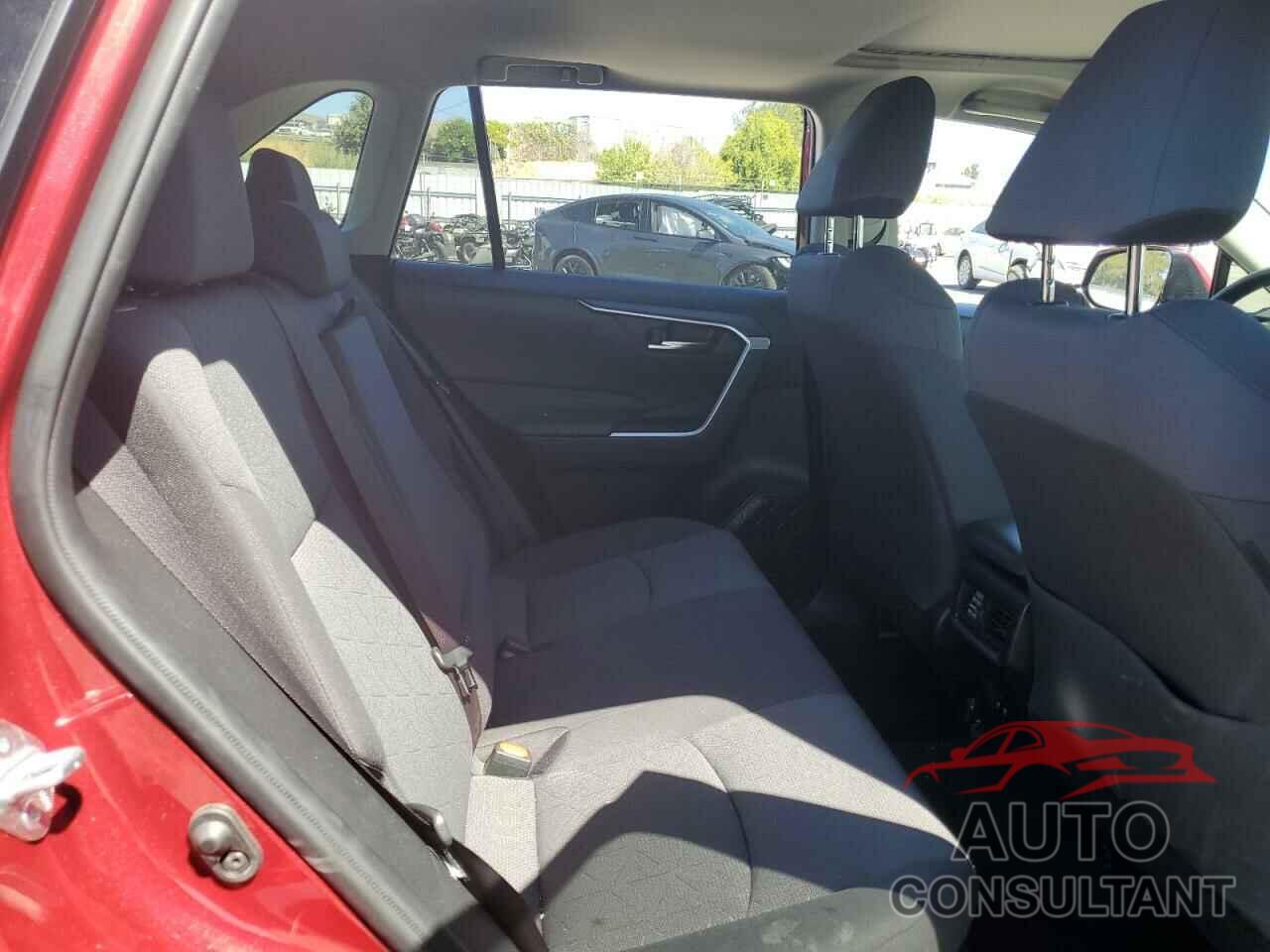 TOYOTA RAV4 2019 - JTMRWRFV0KD007023