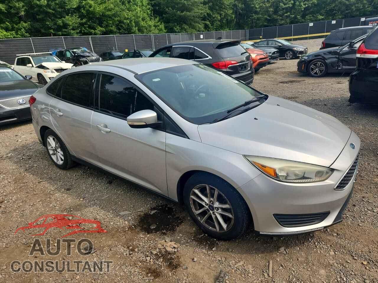 FORD FOCUS 2015 - 1FADP3F26FL202121
