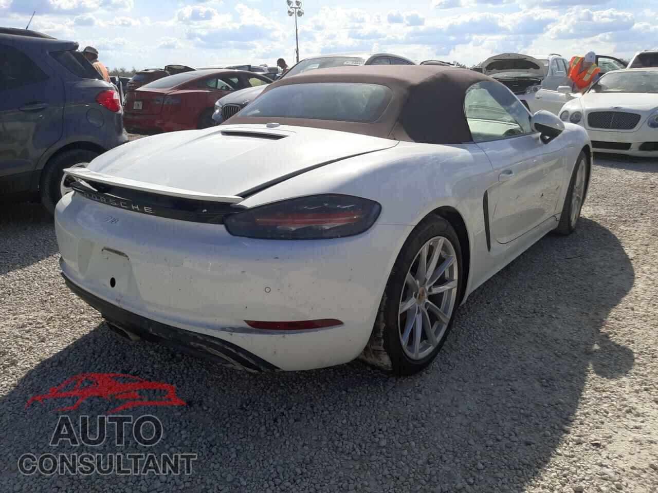PORSCHE BOXSTER 2017 - WP0CA2A86HS220172