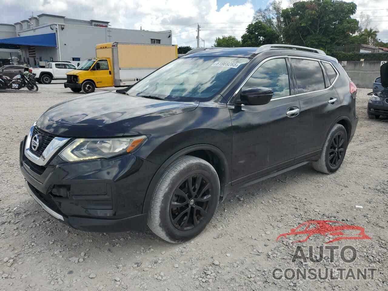 NISSAN ROGUE 2017 - 5N1AT2MT8HC818707