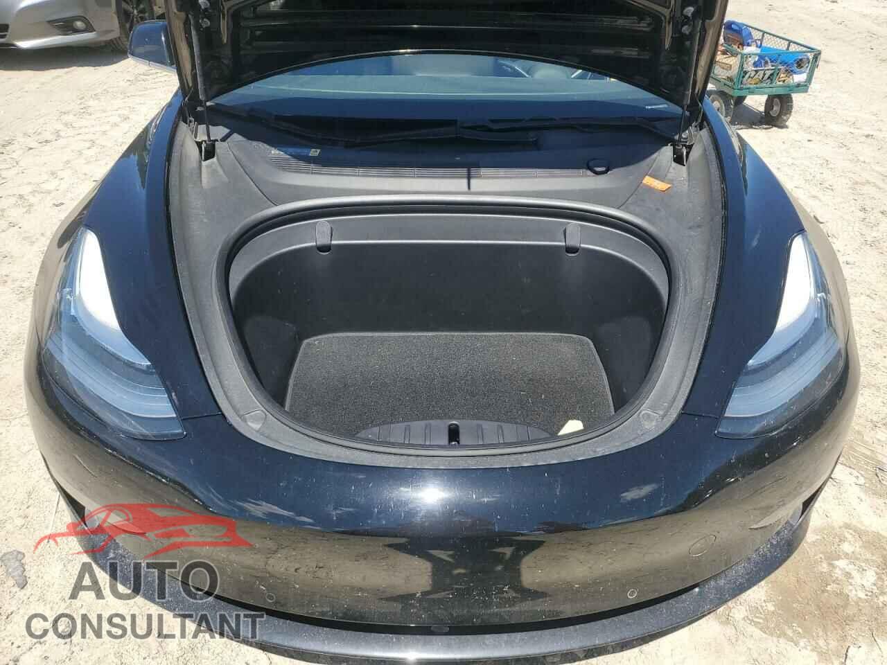 TESLA MODEL 3 2018 - 5YJ3E1EA7JF031352