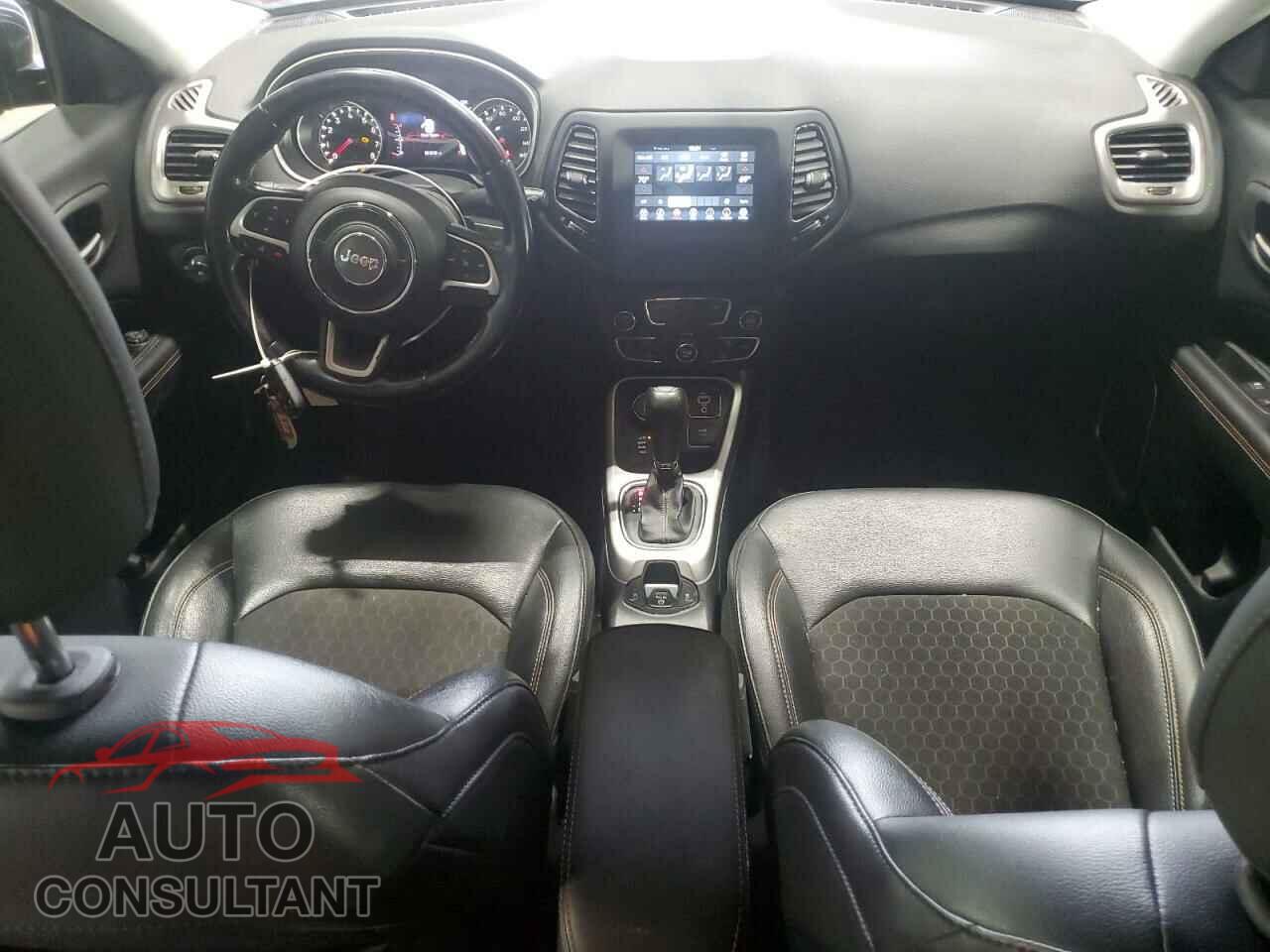 JEEP COMPASS 2020 - 3C4NJDBB2LT149798