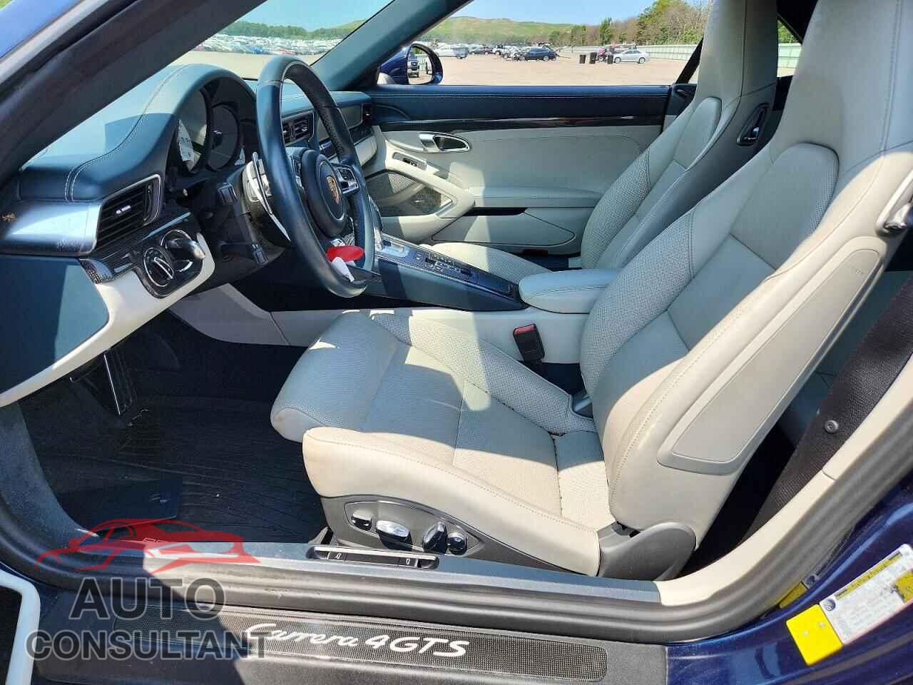 PORSCHE 911 2018 - WP0CB2A97JS147728