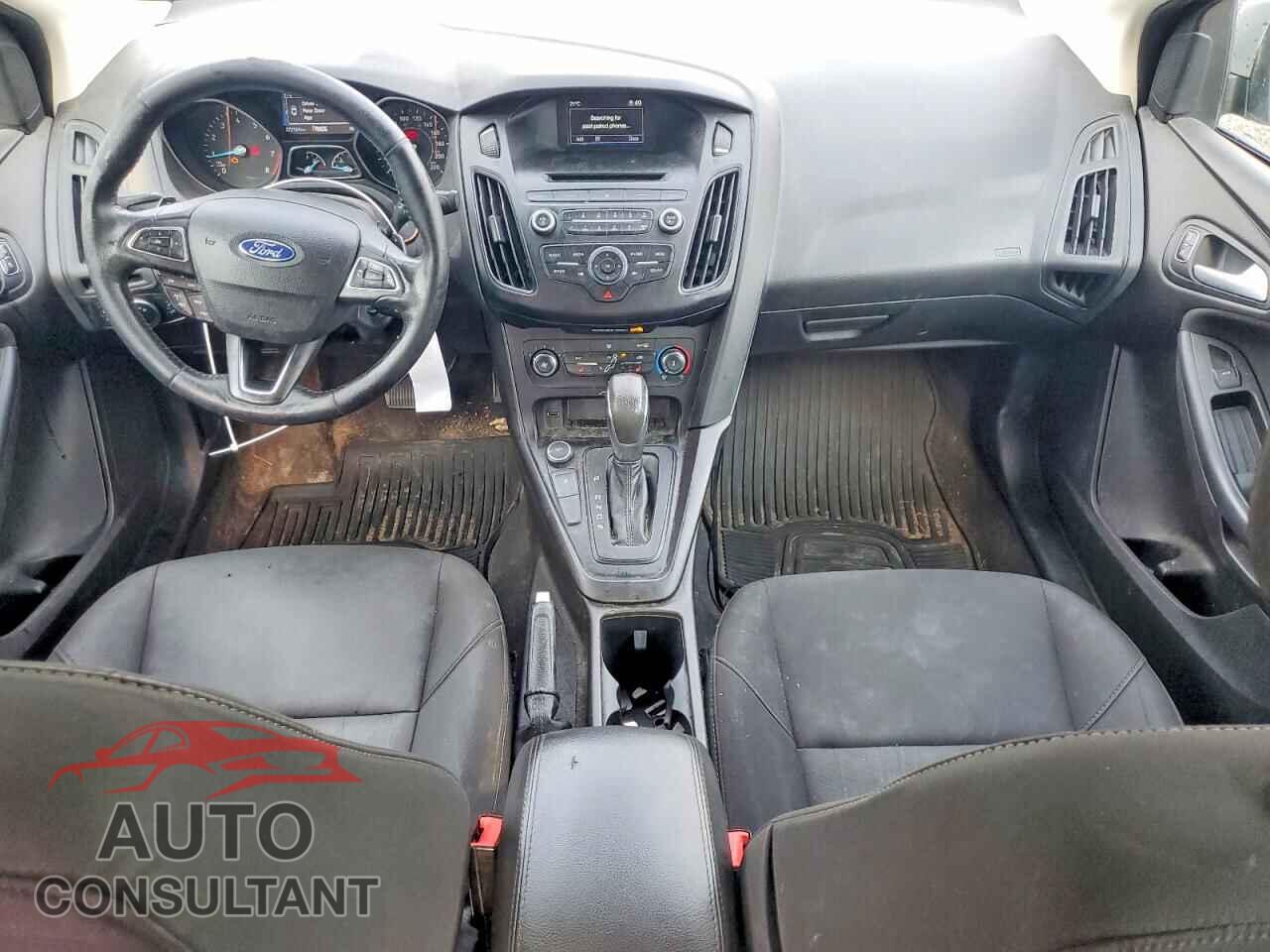 FORD FOCUS 2017 - 1FADP3F23HL255846