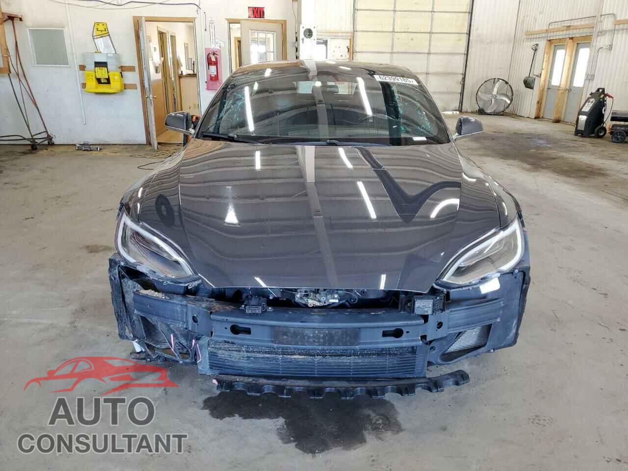 TESLA MODEL S 2018 - 5YJSA1E28JF281649