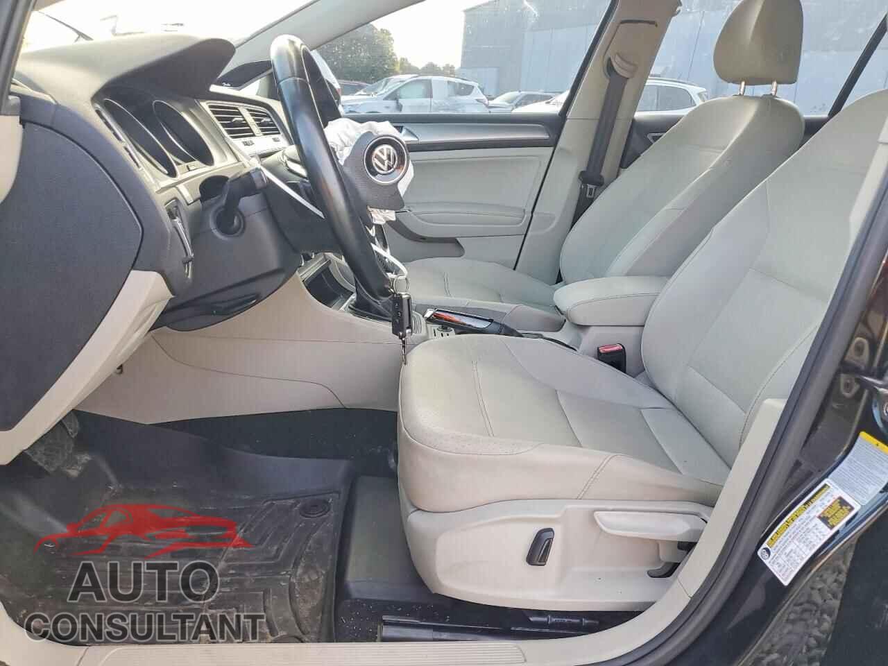 VOLKSWAGEN GOLF 2015 - 3VWCA7AU3FM506221