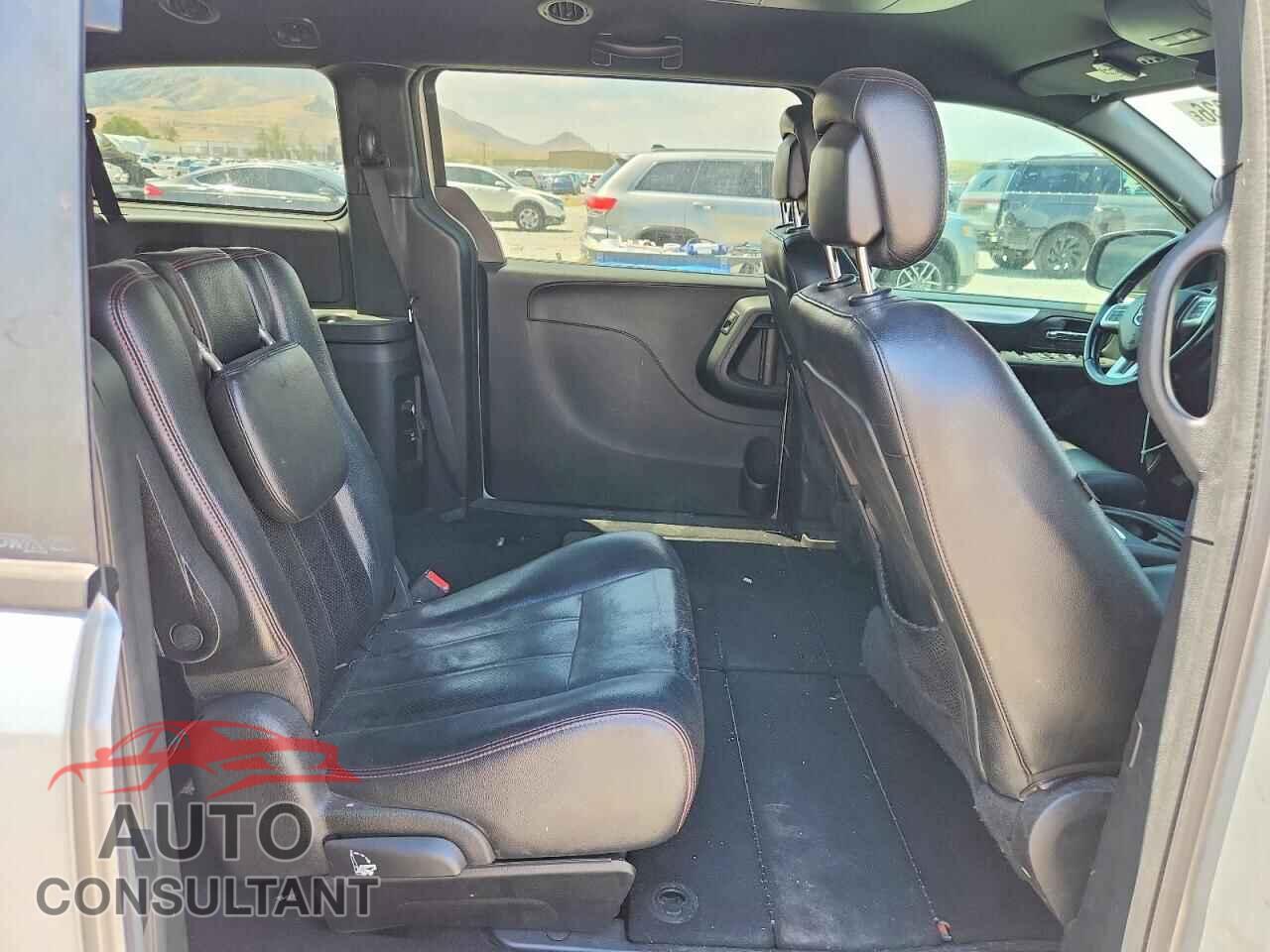 DODGE CARAVAN 2011 - 2D4RN7DG2BR776375