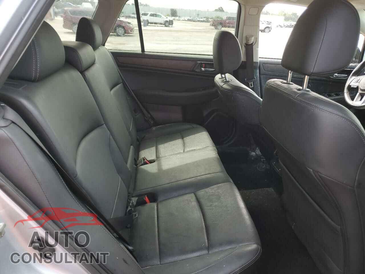 SUBARU OUTBACK 2017 - 4S4BSENC8H3292781