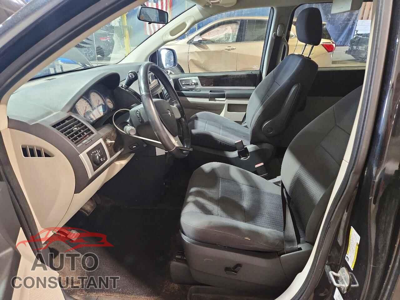 DODGE CARAVAN 2010 - 2D4RN5D16AR135647