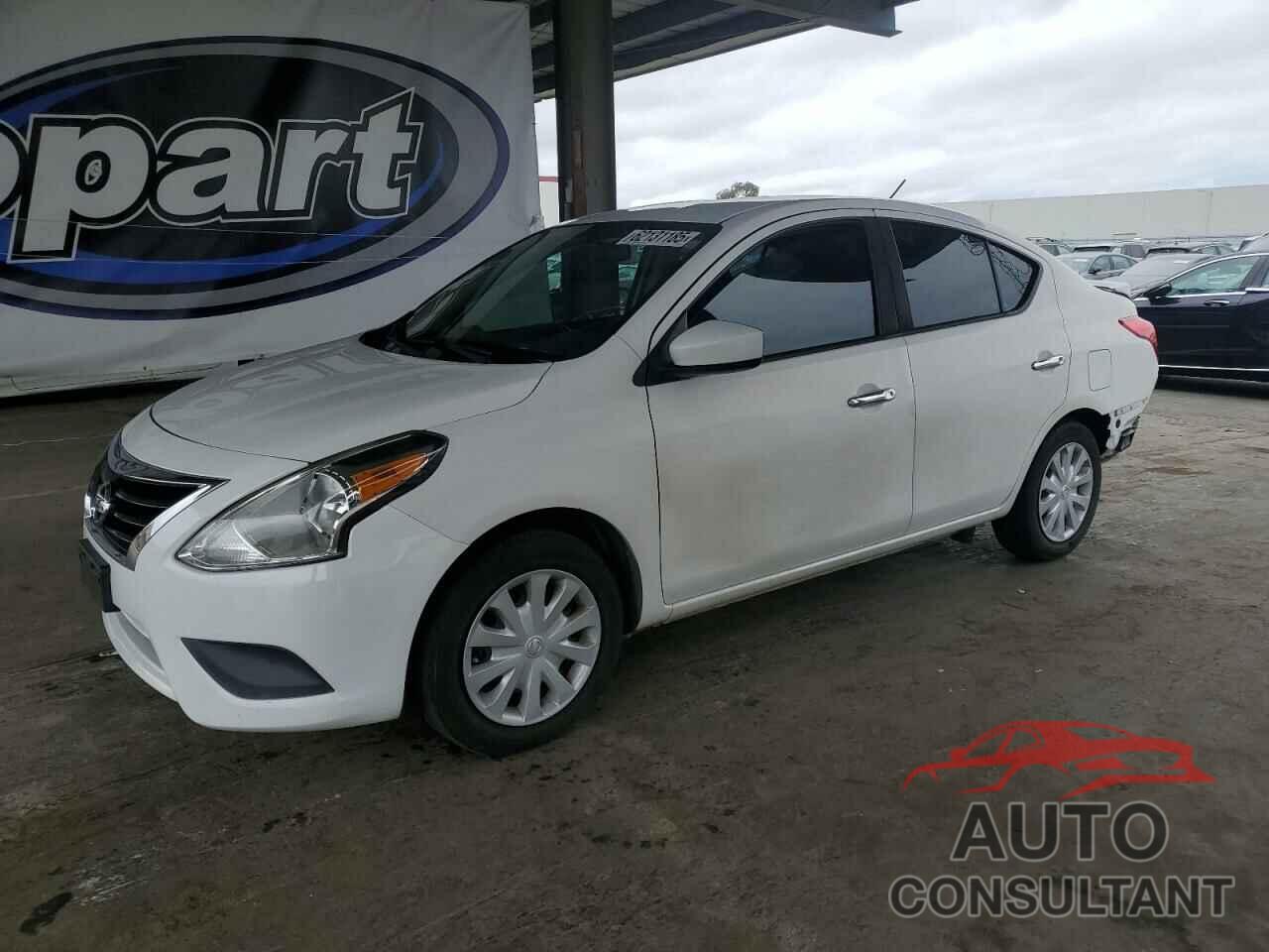 NISSAN VERSA 2017 - 3N1CN7AP3HL806547