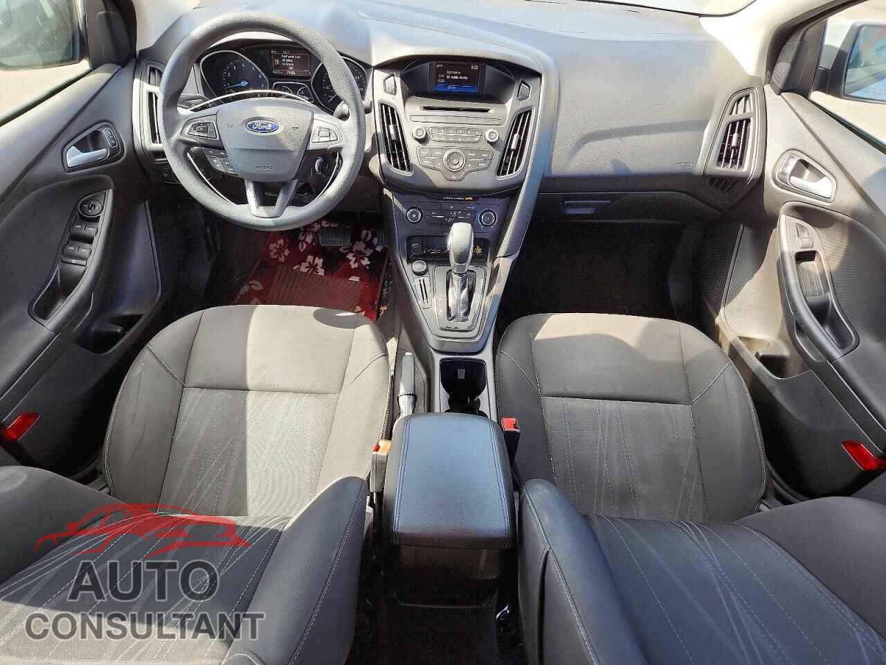 FORD FOCUS 2017 - 1FADP3F20HL342149