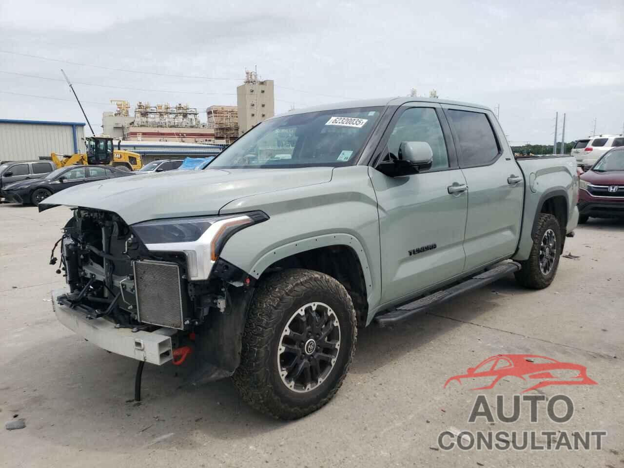 TOYOTA TUNDRA 2023 - 5TFLA5DB8PX074979