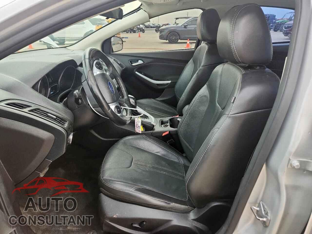 FORD FOCUS 2014 - 1FADP3F29EL168514