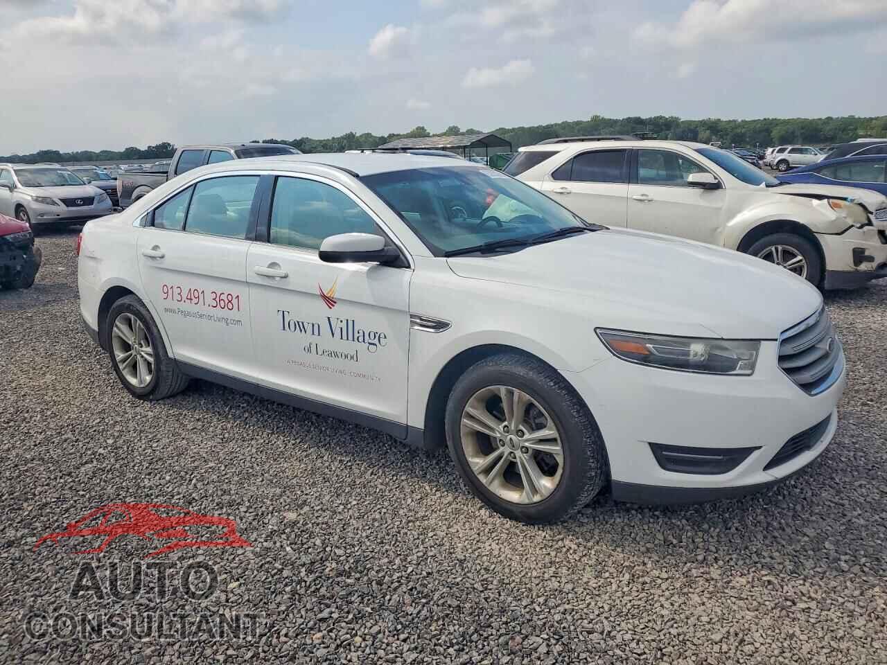 FORD TAURUS 2015 - 1FAHP2E87FG182181