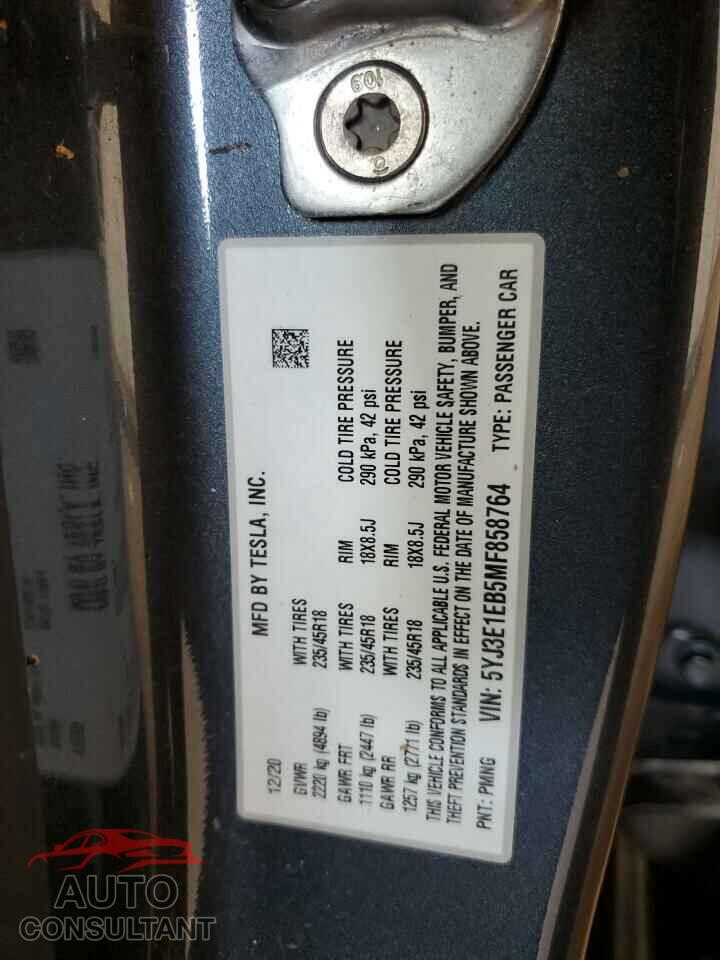 TESLA MODEL 3 2021 - 5YJ3E1EB5MF858764
