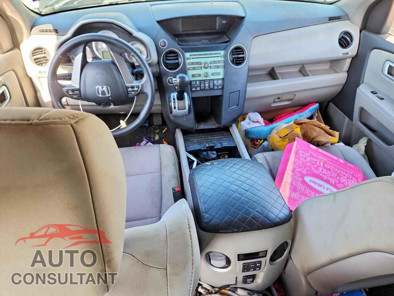 HONDA PILOT 2011 - 5FNYF4H48BB058488