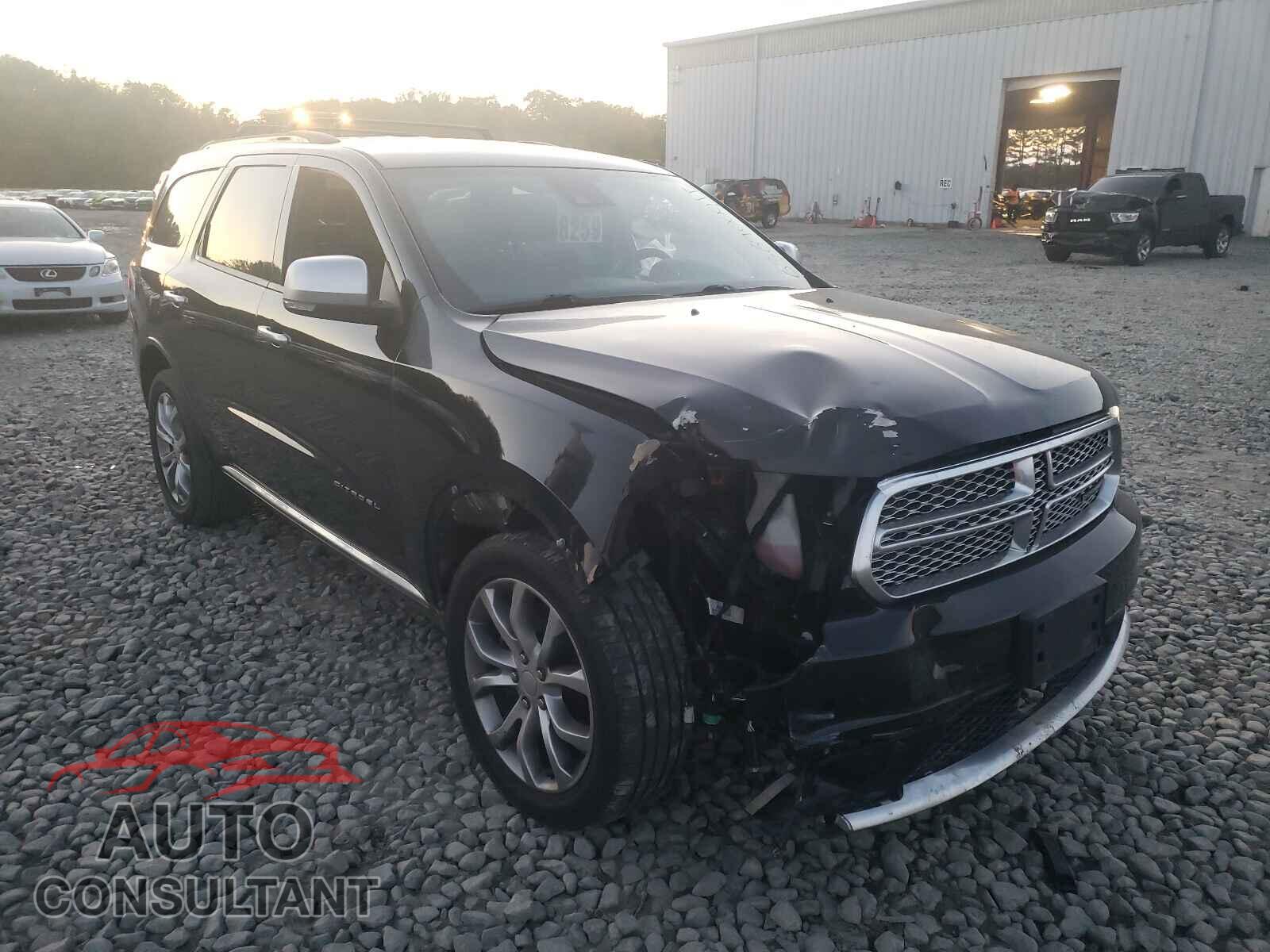 DODGE DURANGO 2018 - 1C4SDJET9JC101107