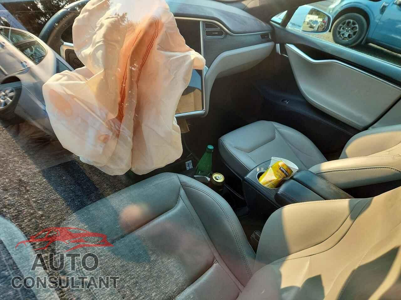 TESLA MODEL S 2016 - 5YJSA1E20GF127946