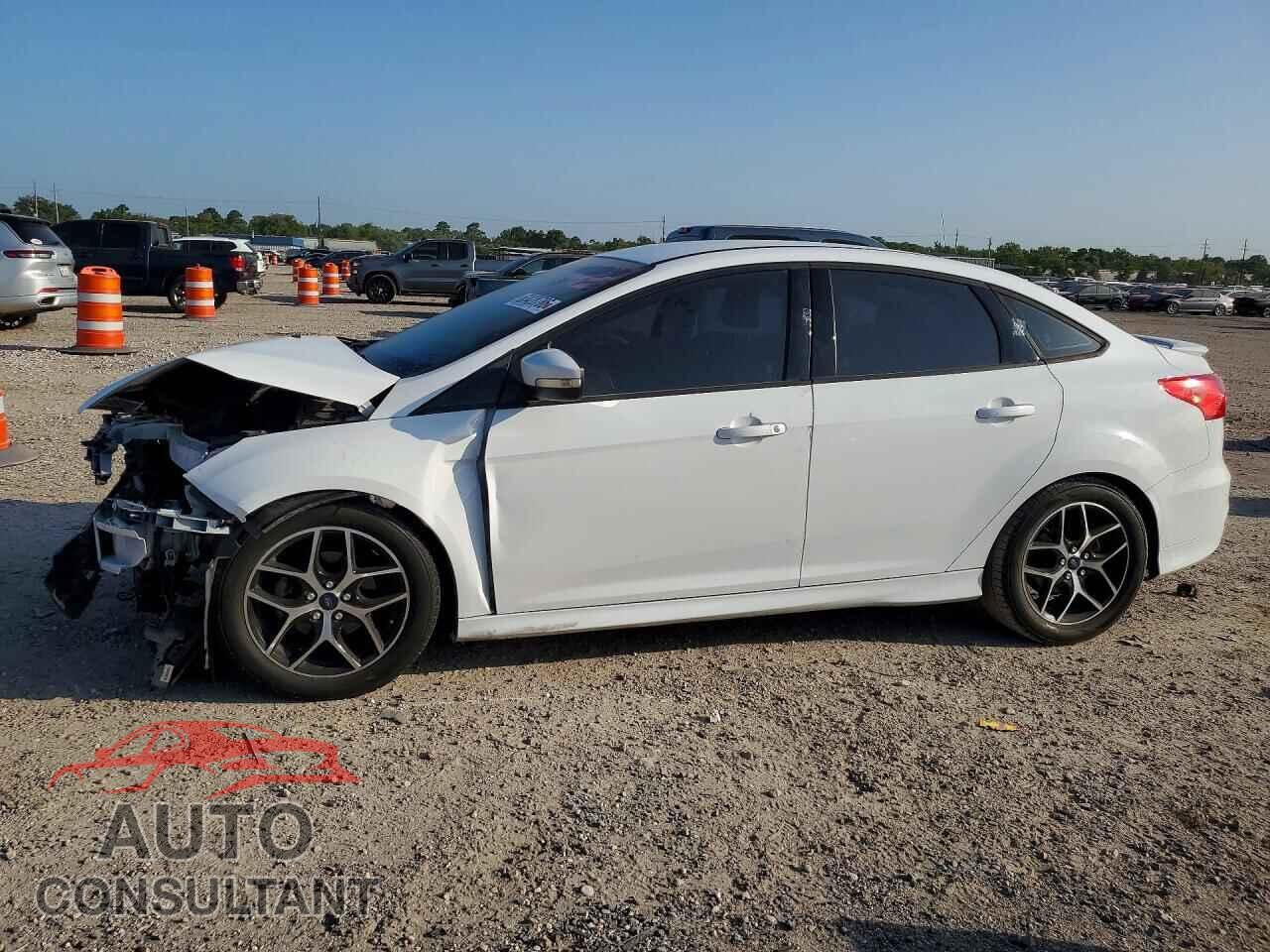 FORD FOCUS 2016 - 1FADP3F29GL257938