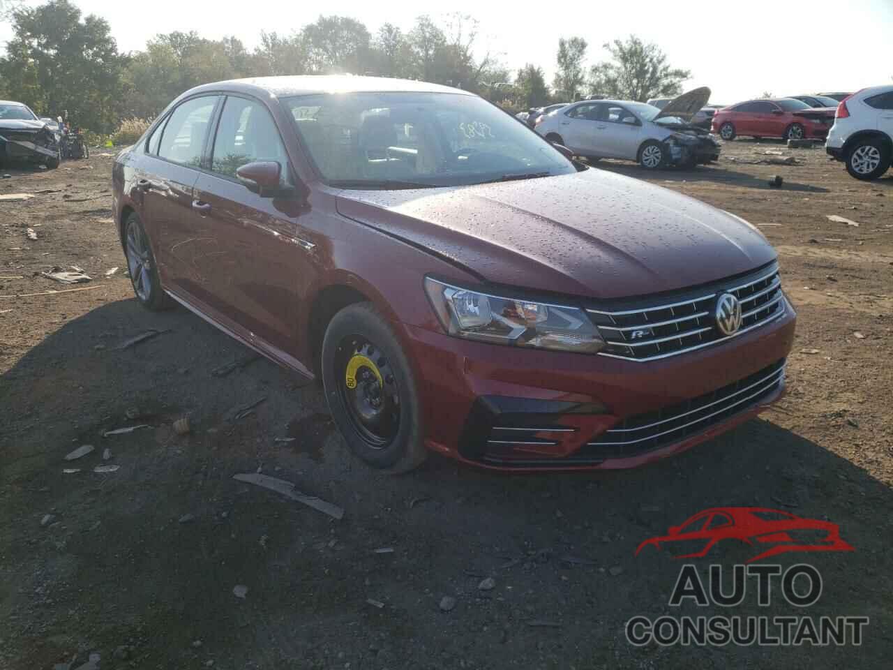 VOLKSWAGEN PASSAT 2018 - 1VWAA7A37JC011125