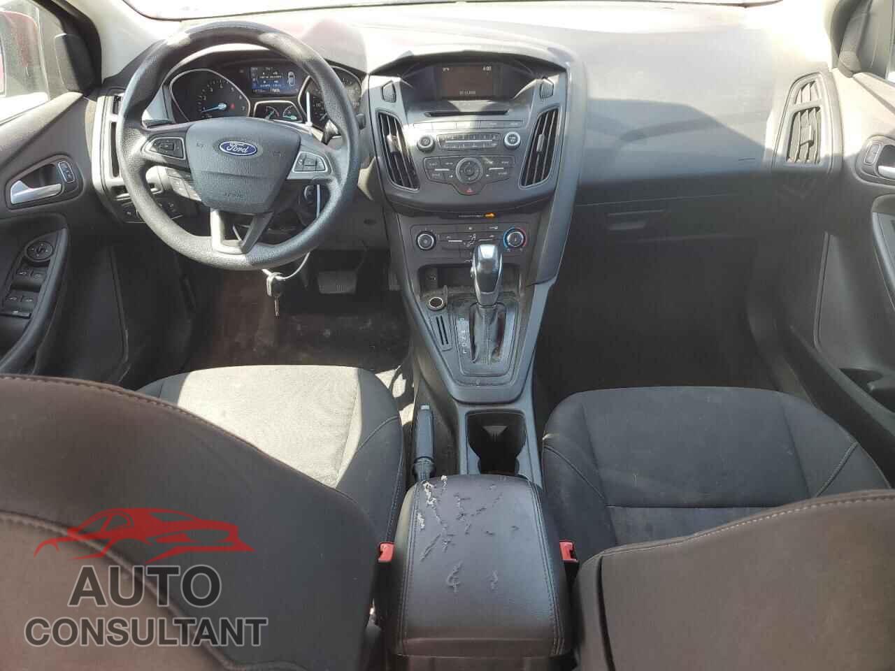 FORD FOCUS 2016 - 1FADP3F25GL219929