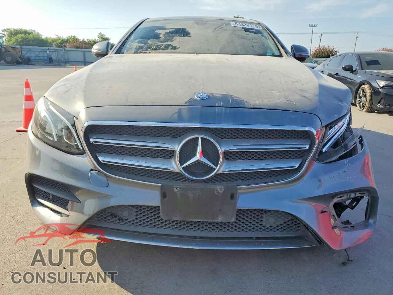 MERCEDES-BENZ E-CLASS 2017 - WDDZF4JB5HA153191