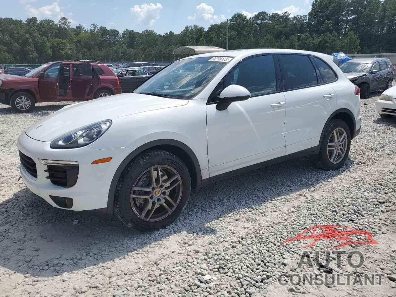 PORSCHE CAYENNE 2016 - WP1AA2A23GKA38011
