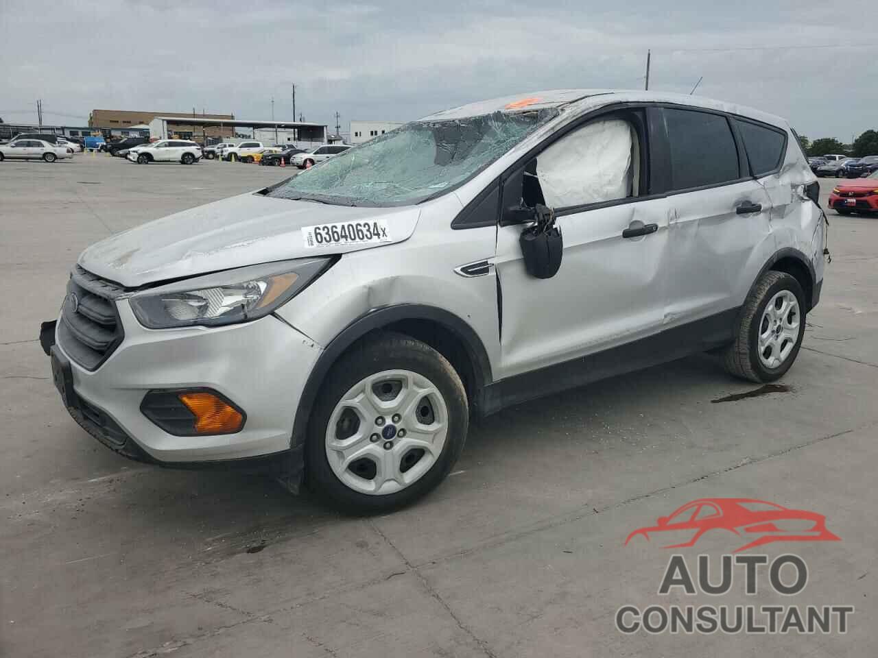 FORD ESCAPE 2018 - 1FMCU0F75JUB41674