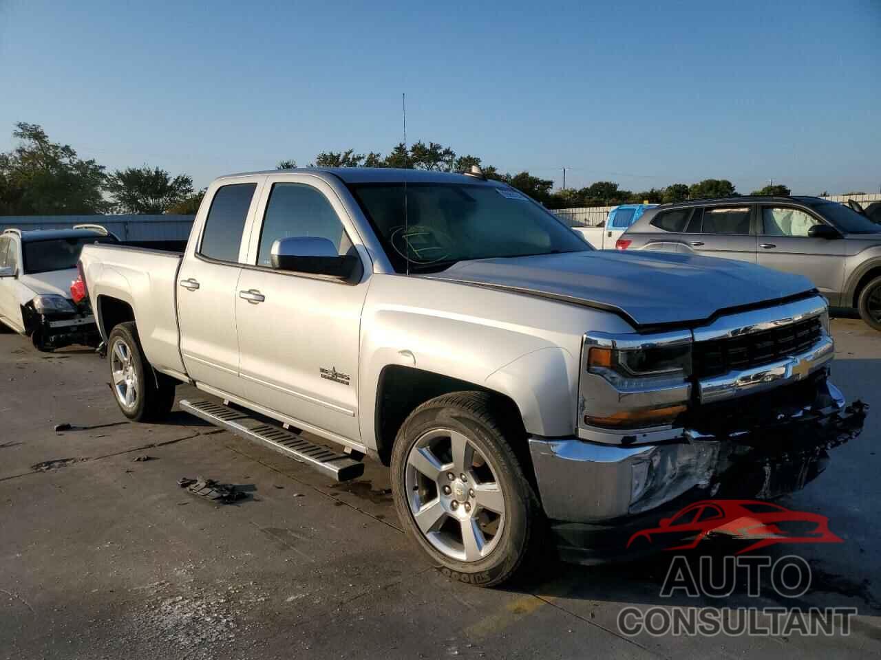 CHEVROLET SILVERADO 2018 - 1GCRCRECXJZ266287